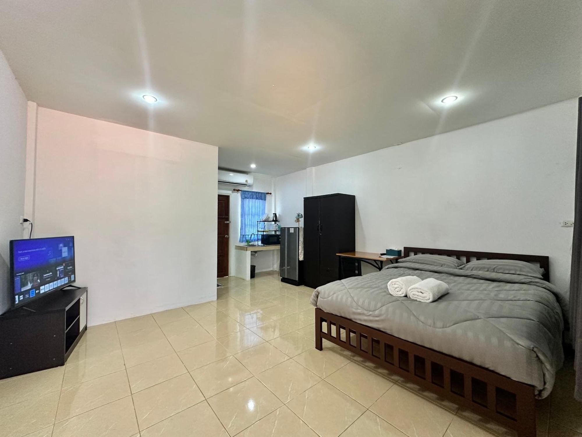 Bangtao Corner Apartment Bang Tao Beach  Exterior photo